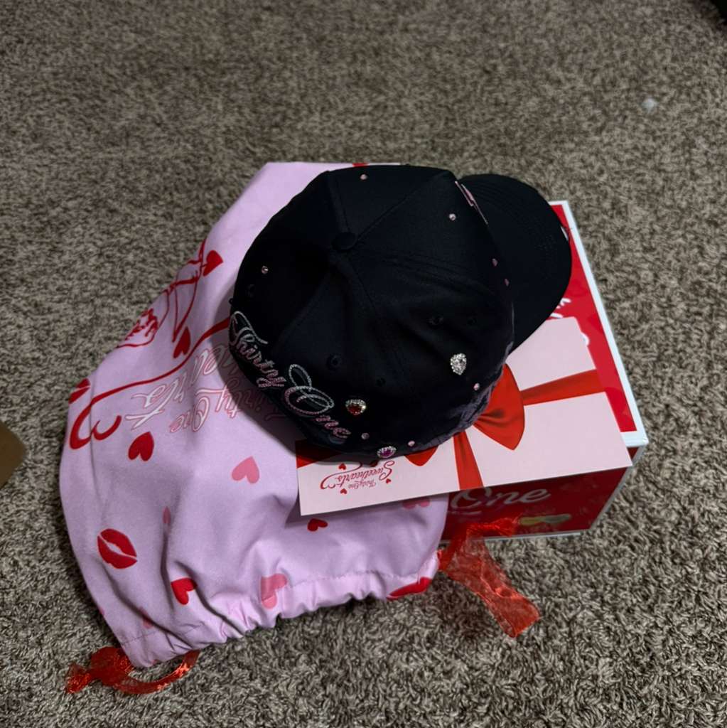 31 hats XOXO
