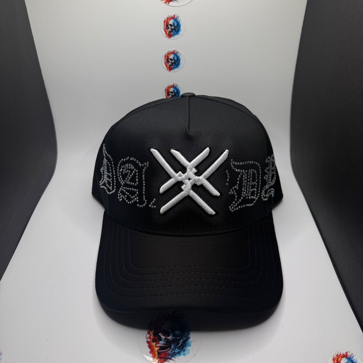 Dany hats checkmate